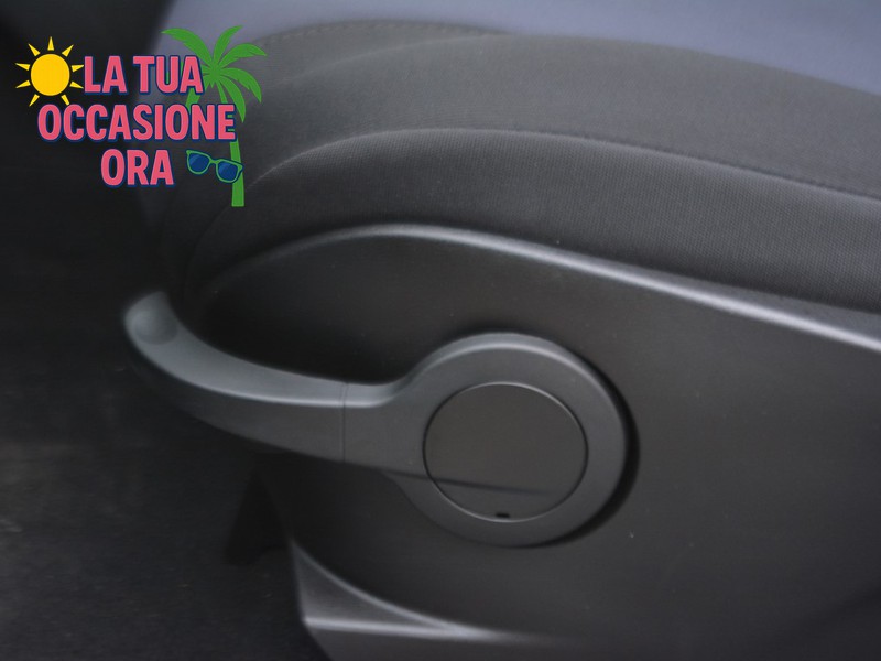 19 - Lancia Ypsilon 1.0 firefly hybrid 70cv platino s&s