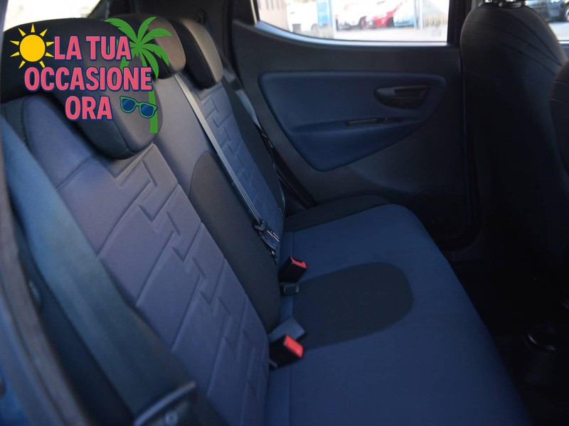 7 - Lancia Ypsilon 1.0 firefly hybrid 70cv platino s&s