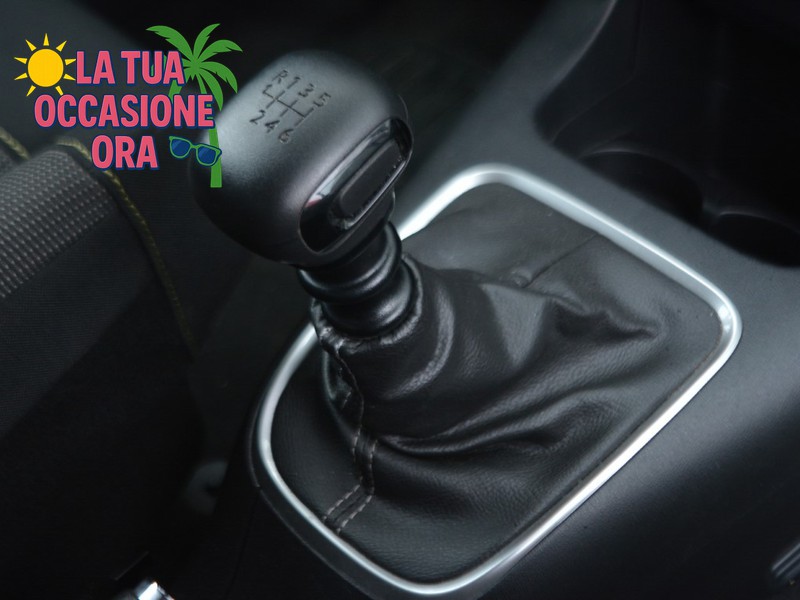 19 - Citroen C3 1.2 puretech 110cv max s&s