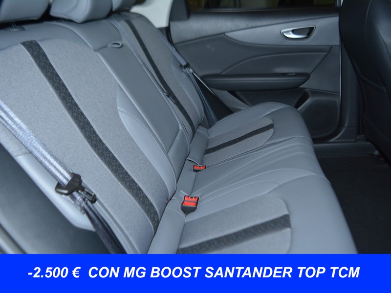 7 - Mg MGS5 EV ev luxury 64