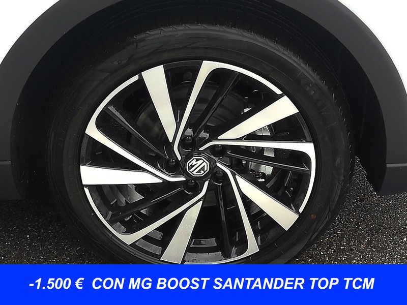 13 - Mg ZS 1.5 hybrid+ luxury auto