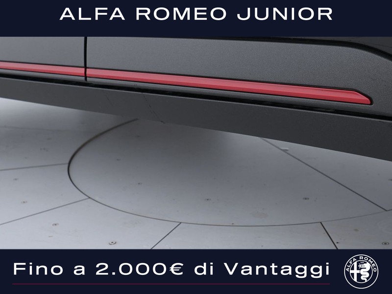 37 - Alfa Romeo Junior 1.2 hybrid 145cv ibrida speciale edct6