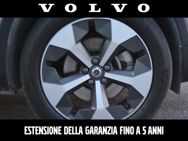 19 - Volvo XC40 2.0 b3 core automatico