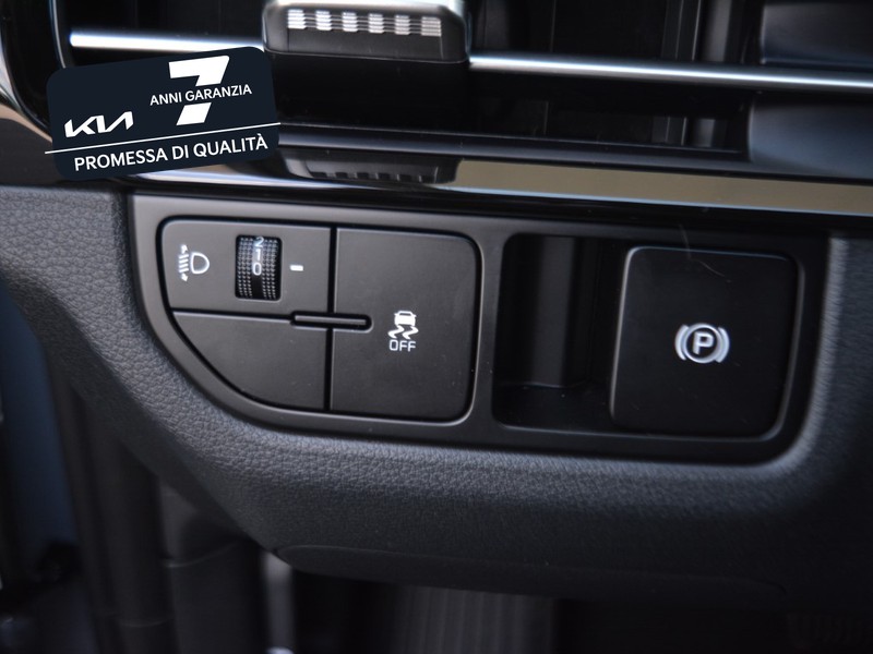 19 - Kia Sportage 1.6 crdi mhev business dct7