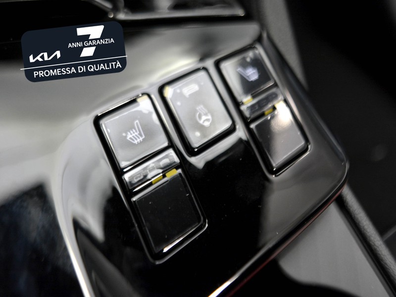 19 - Kia Sportage 1.6 t-gdi phev 245cv gt-line sunroof pack awd at6