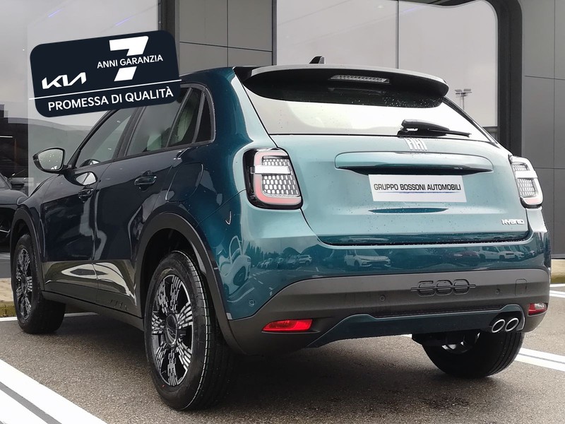 7 - Fiat 600 1.2 hybrid 145cv icon edct