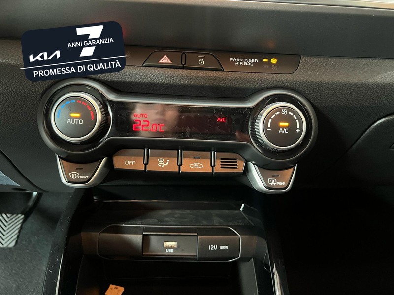 13 - Kia Stonic 1.2 mpi gpl 78cv style special edition