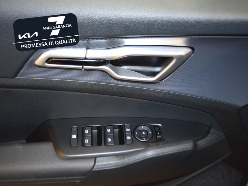 13 - Kia Sportage 1.6 t-gdi hev style at6