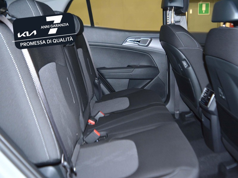 7 - Kia Sportage 1.6 t-gdi hev style at6