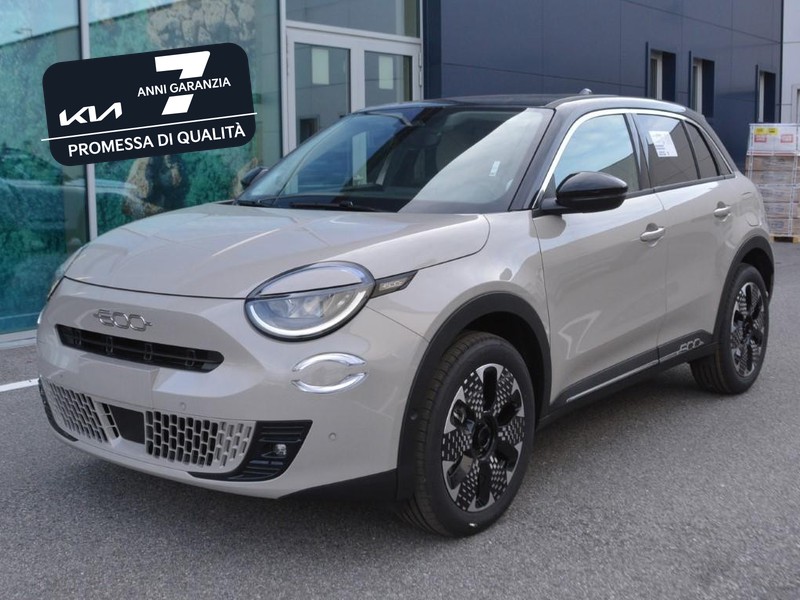 1 - Fiat 600 1.2 hybrid 110cv la prima ii edct