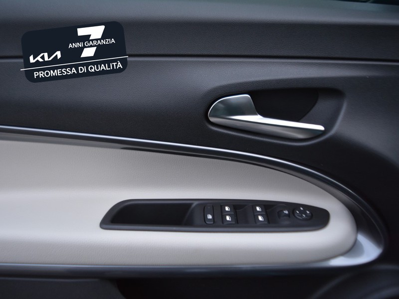 13 - Fiat 600 1.2 hybrid 110cv la prima ii edct