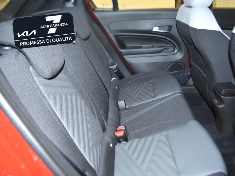 7 - Fiat 600 1.2 hybrid 110cv icon edct