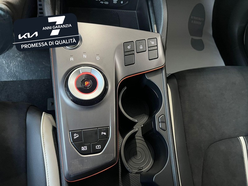 13 - Kia Sportage 1.6 t-gdi hev gt-line sunroof pack 2wd at6