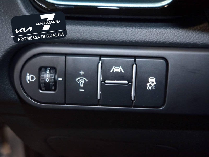 19 - Kia Xceed 1.0 t-gdi mhev 115cv special edition dct7