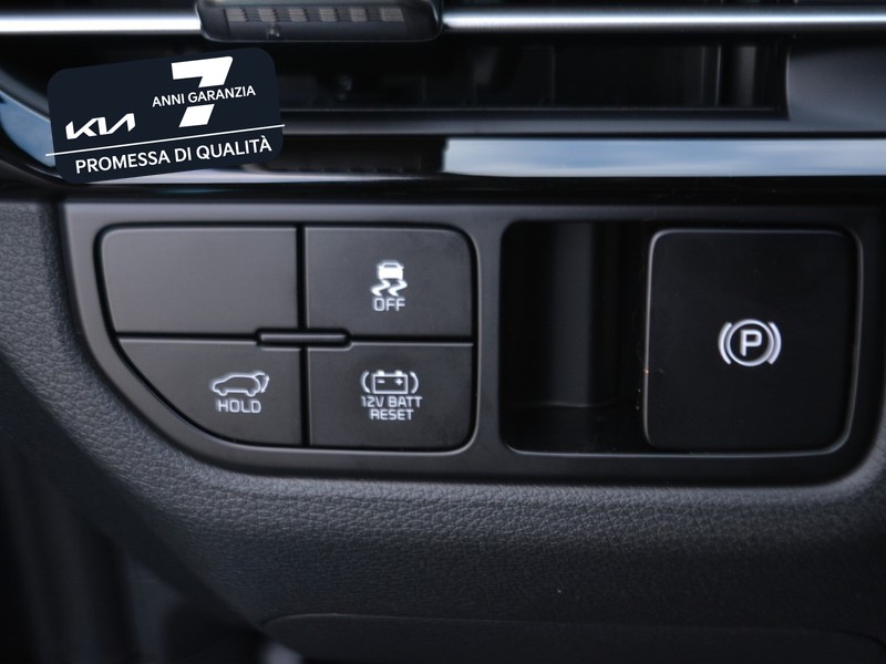 19 - Kia Sportage 1.6 t-gdi hev gt-line plus 2wd at6