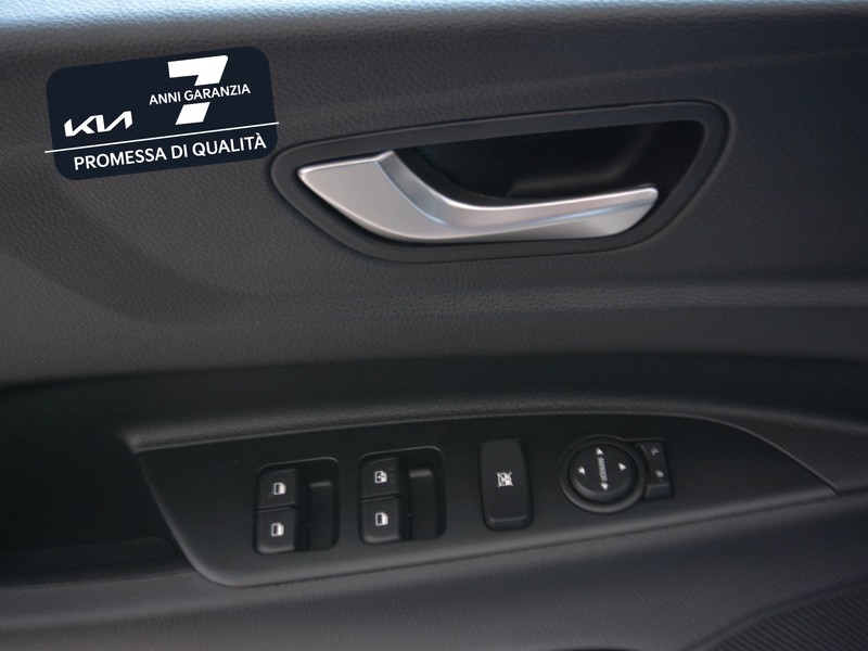 13 - Kia Stonic 1.0 t-gdi urban