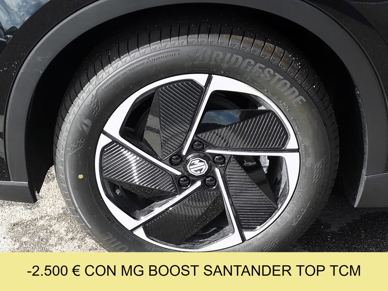 13 - Mg MGS5 EV ev luxury 64