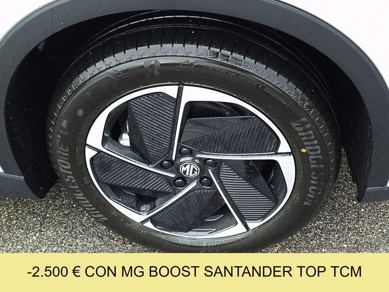13 - Mg MGS5 EV ev luxury 64
