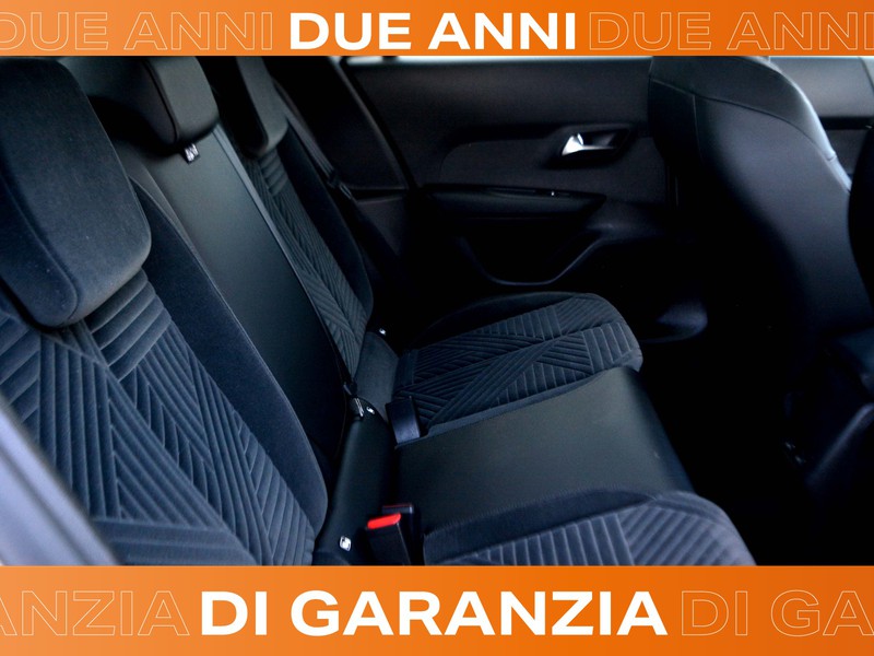 7 - Lancia Ypsilon 1.2 mhev 110cv lx e-dct