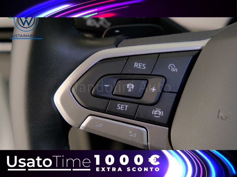 25 - Volkswagen Golf 1.0 etsi evo 110cv life dsg