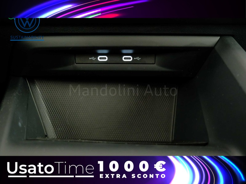 31 - Volkswagen Golf 1.0 etsi evo 110cv life dsg