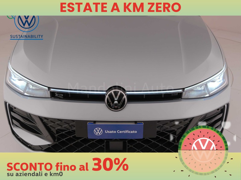 13 - Volkswagen Passat 1.5 etsi act 150cv r-line