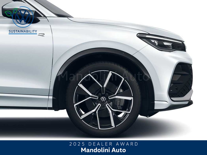 7 - Volkswagen Tiguan 1.5 tsi ehybrid 204cv r-line plus dsg