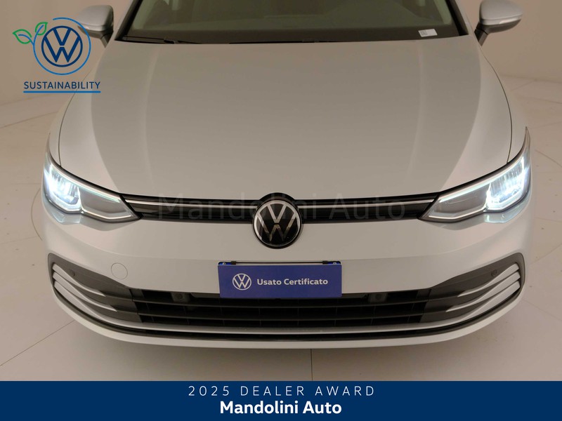 13 - Volkswagen Golf 1.0 etsi evo 110cv life dsg