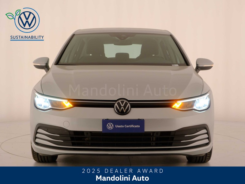 43 - Volkswagen Golf 1.0 etsi evo 110cv life dsg