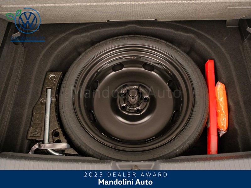 37 - Volkswagen Golf 1.0 etsi evo 110cv life dsg