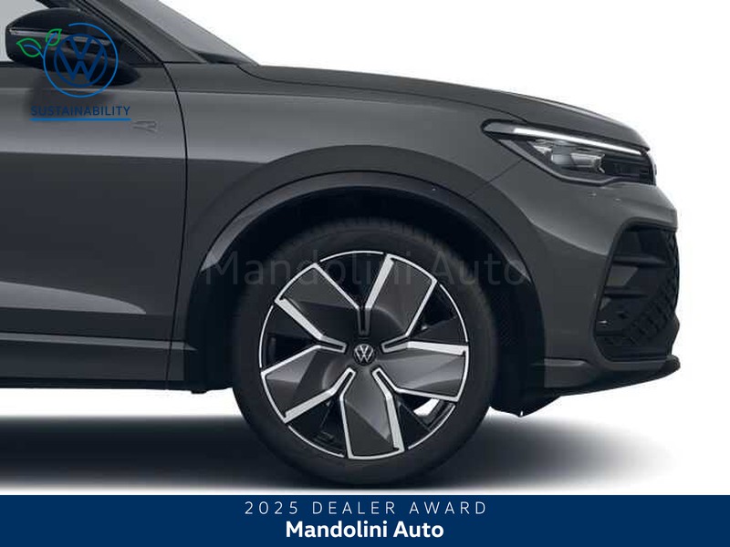 7 - Volkswagen Tiguan 1.5 etsi act 150cv r-line plus dsg