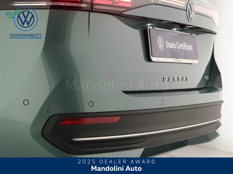 43 - Volkswagen Passat 1.5 etsi act 150cv business dsg