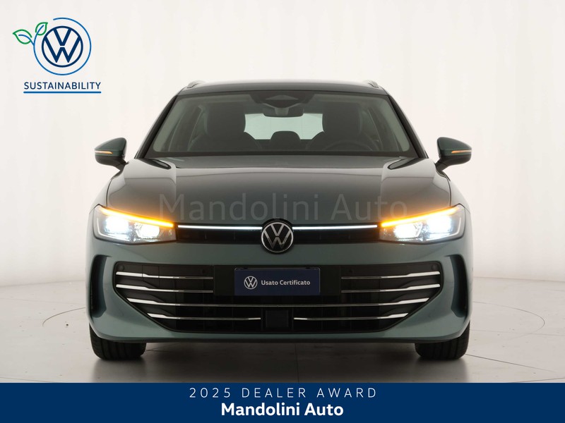 49 - Volkswagen Passat 1.5 etsi act 150cv business dsg