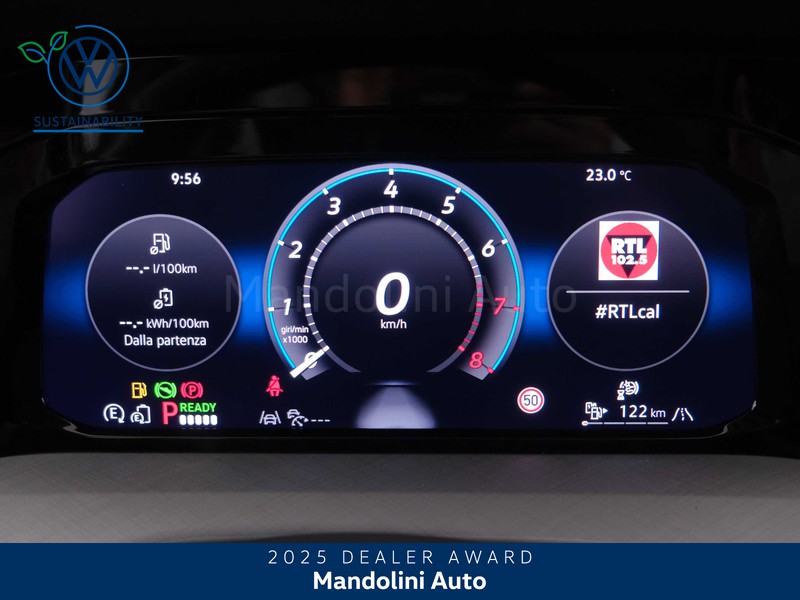 19 - Volkswagen Golf 1.5 tsi ehybrid 204cv edition plus dsg