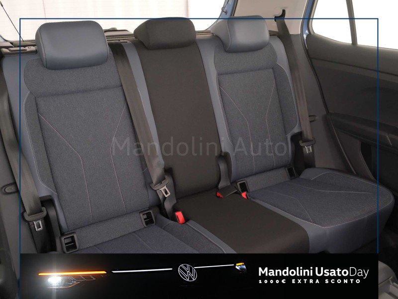 37 - Volkswagen T-Cross 1.0 tsi 115cv style