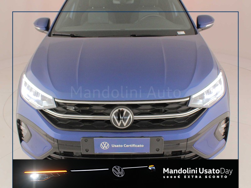 13 - Volkswagen Taigo 1.0 tsi 110cv r-line