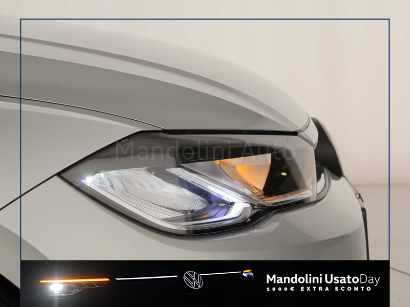 37 - Volkswagen Polo 1.0 tsi 95cv life