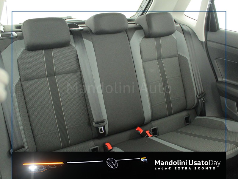 31 - Volkswagen Polo 1.0 tsi 95cv style