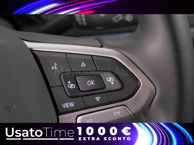 25 - Volkswagen Taigo 1.0 tsi 110cv r-line