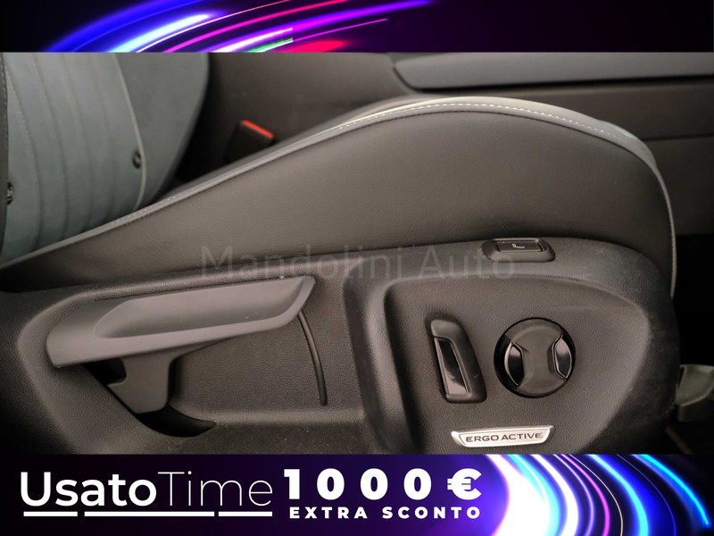37 - Volkswagen Passat 2.0 tdi scr evo 150cv business