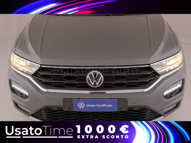 13 - Volkswagen T-Roc 1.5 tsi act style dsg
