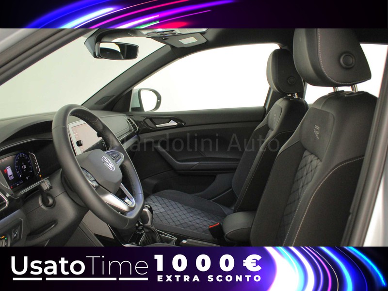 31 - Volkswagen T-Cross 1.0 tsi 115cv r-line dsg