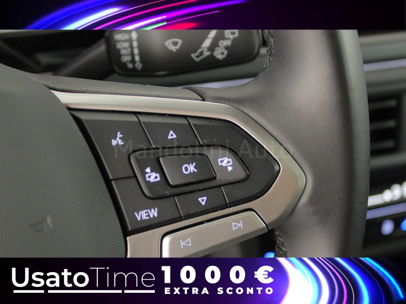 25 - Volkswagen Taigo 1.0 tsi 110cv r-line