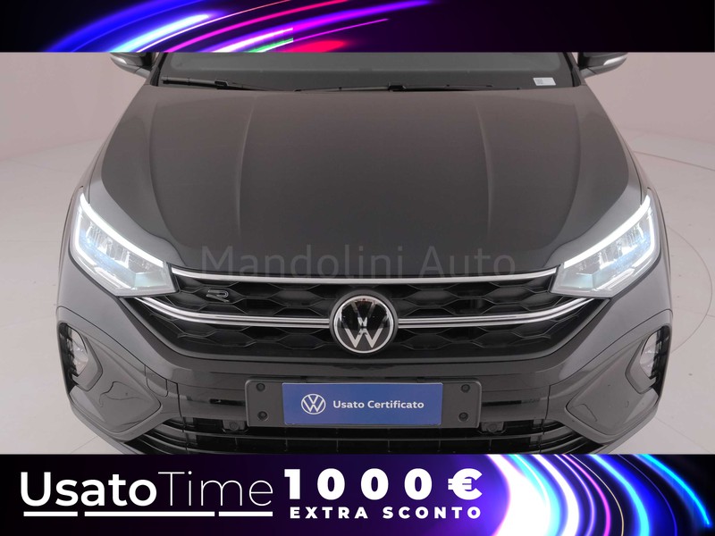 13 - Volkswagen Taigo 1.0 tsi 110cv r-line