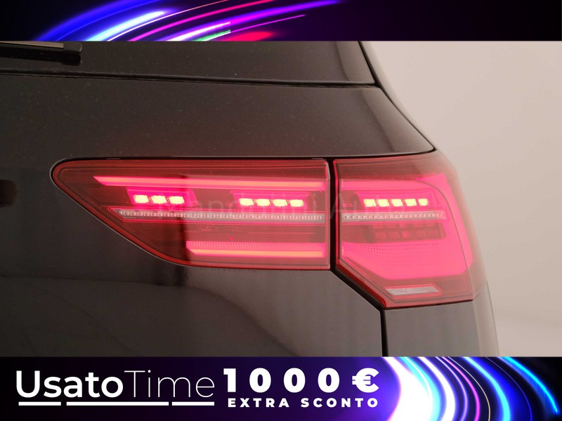43 - Volkswagen Golf 2.0 tdi scr 150cv r-line dsg
