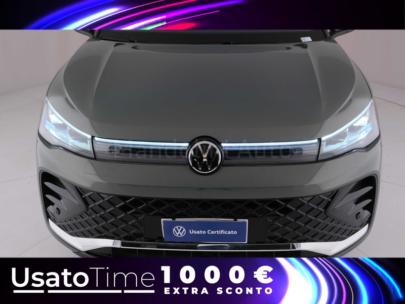 13 - Volkswagen Tiguan 2.0 tdi scr 150cv r-line dsg