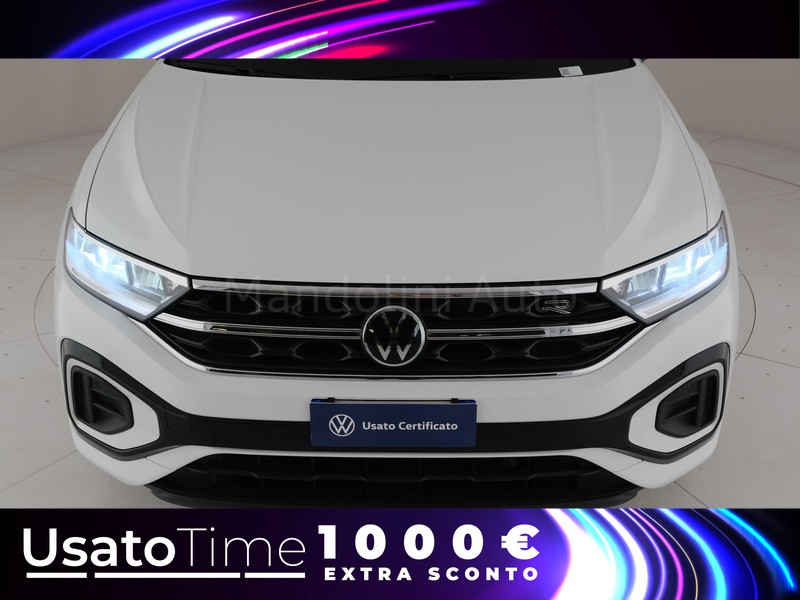 13 - Volkswagen T-Roc 1.0 tsi 110cv r line