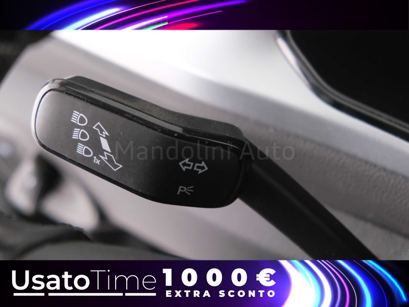 25 - Volkswagen T-Roc 1.0 tsi 110cv life