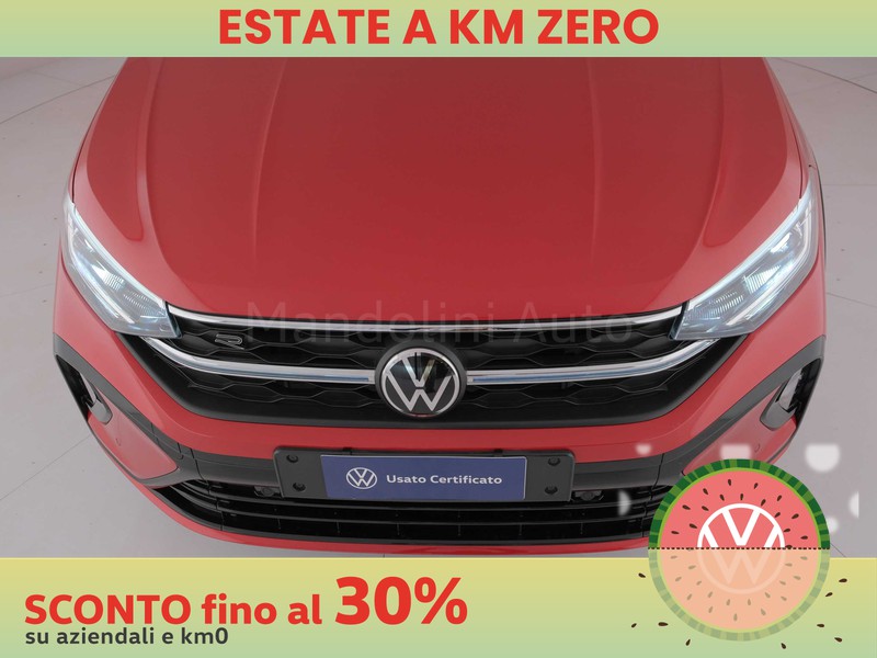 13 - Volkswagen Taigo 1.0 tsi 115cv r-line