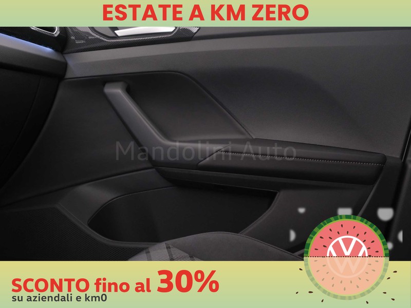 31 - Volkswagen T-Cross 1.0 tsi 115cv r-line